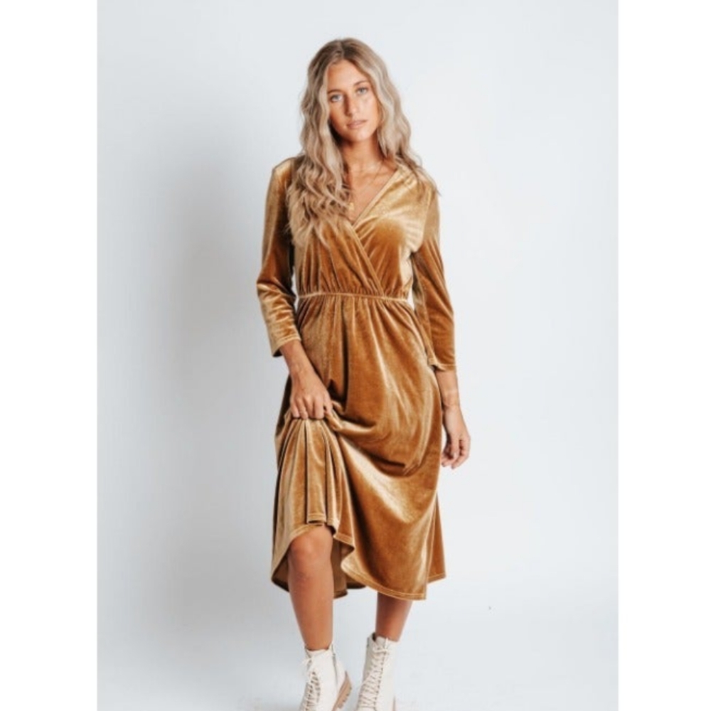 Piper and Scoot Velvet Isla dress in Gold